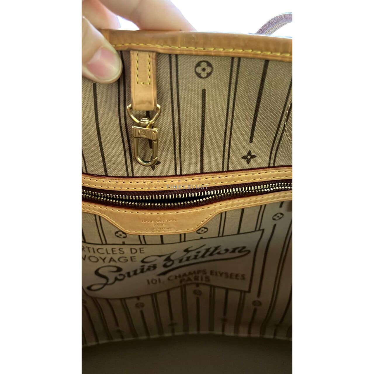 Louis Vuitton オーバル型　101 Champs Élysées Louis Vuitton オーバル型 101 Champs Élysées